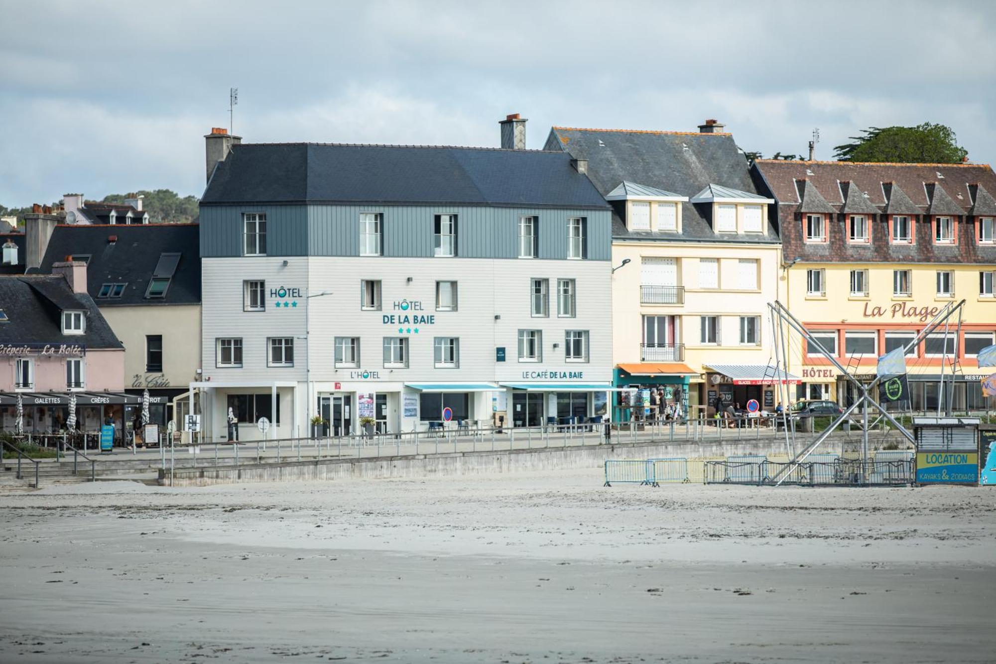 Hotel De La Baie Crozon Exterior photo